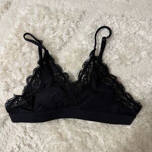 Elegant Black Lace Bralette never worn size xs